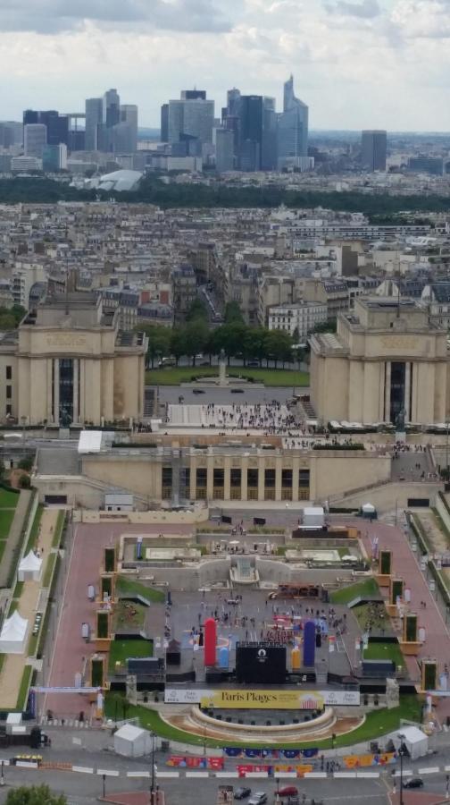Metro - Sac A Dos - Dodo Chez Leontine 2 Ch Parking Wifi Fo Villa Colombes  Exterior photo