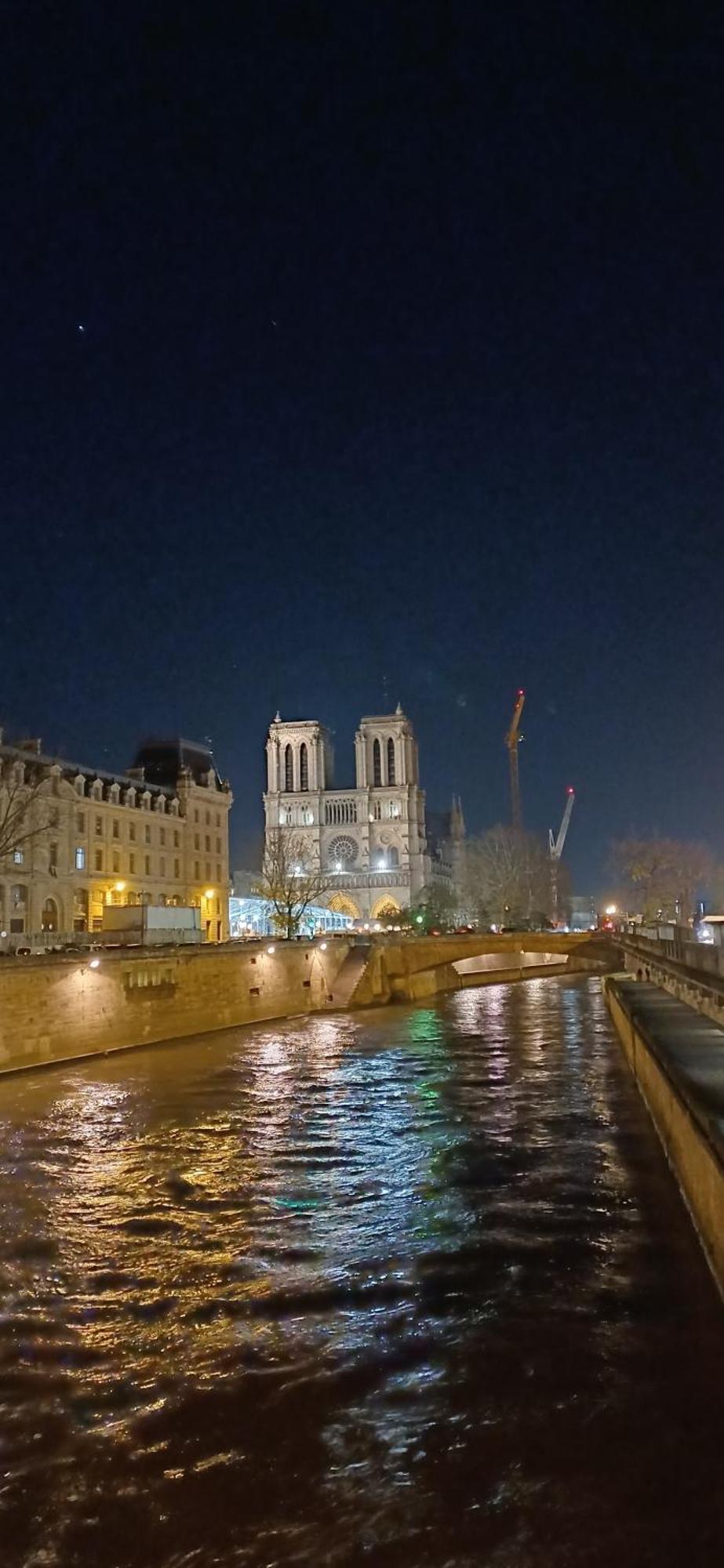 Metro - Sac A Dos - Dodo Chez Leontine 2 Ch Parking Wifi Fo Villa Colombes  Exterior photo