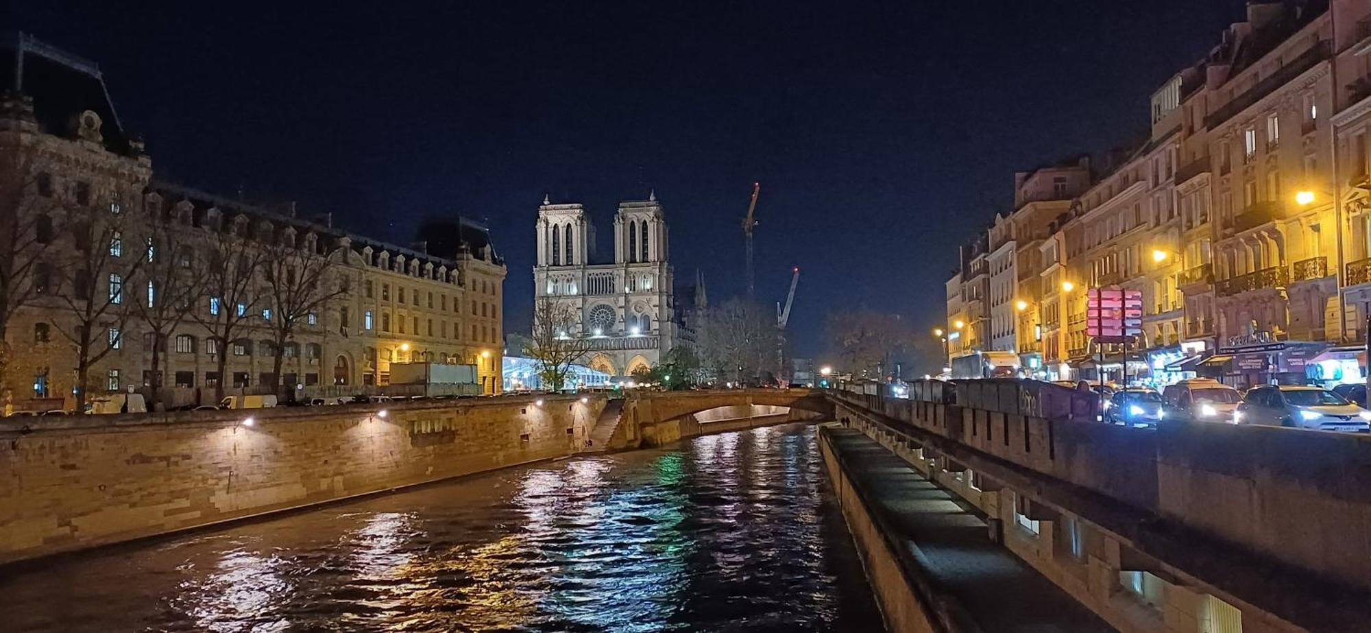 Metro - Sac A Dos - Dodo Chez Leontine 2 Ch Parking Wifi Fo Villa Colombes  Exterior photo